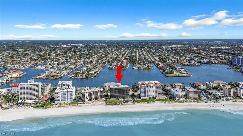 9653 Gulf Shore Dr, Unit 402, Naples, FL 34108 Photo