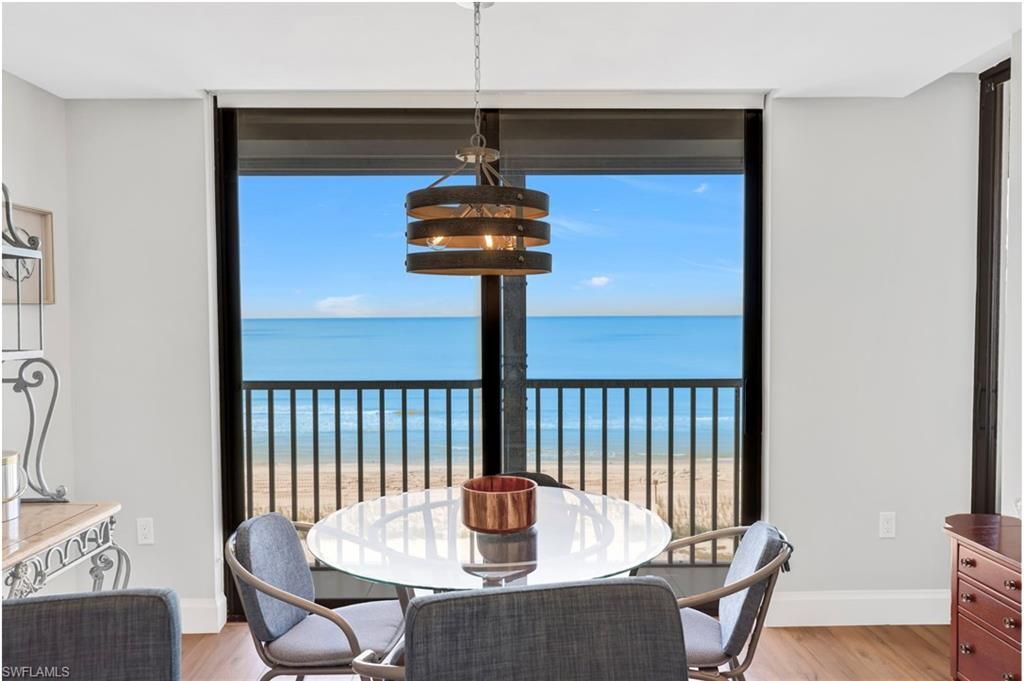 9653 Gulf Shore Dr, Unit 402, Naples, FL 34108 Photo