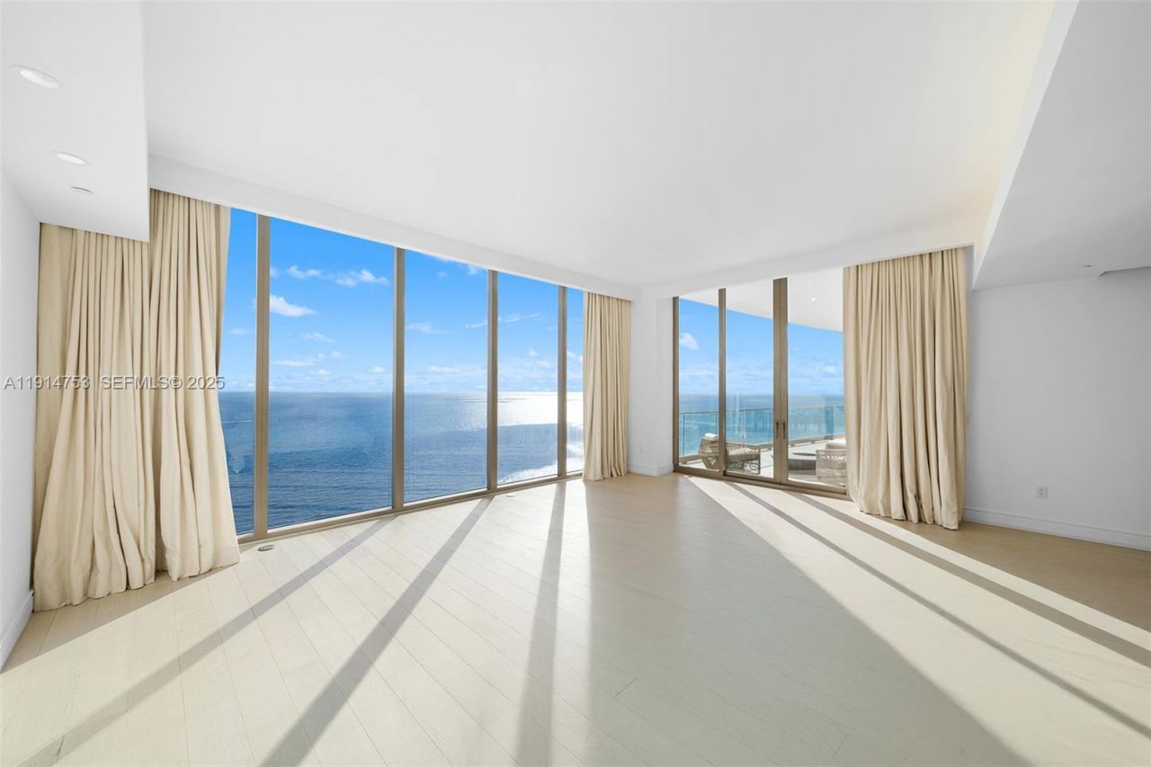 17901 Collins Ave, Unit 4507, Sunny Isles Beach, FL 33160 Photo