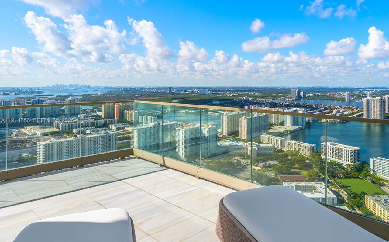 17901 Collins Ave, Unit 4507, Sunny Isles Beach, FL 33160 Photo