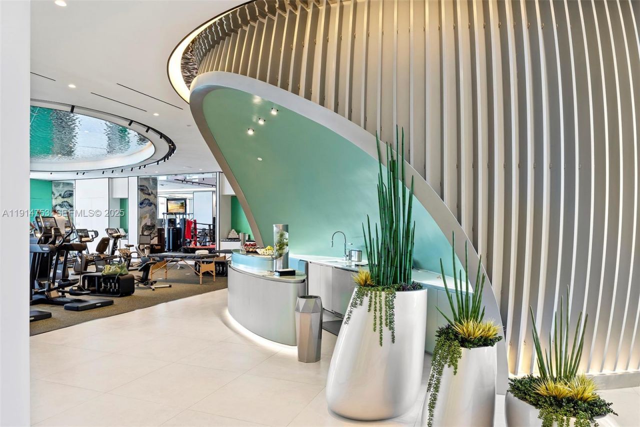 17901 Collins Ave, Unit 4507, Sunny Isles Beach, FL 33160 Photo