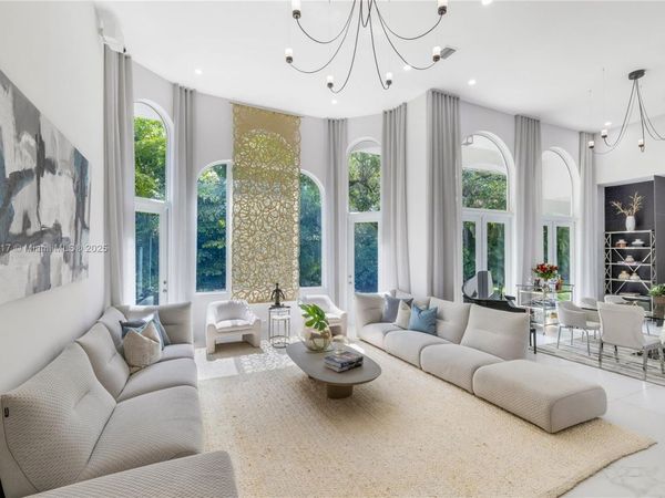 8941 SW 65th Ct, Unit 8941, Pinecrest, FL 33156