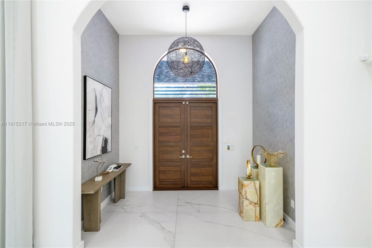 8941 SW 65th Ct, Unit 8941, Pinecrest, FL 33156 Photo