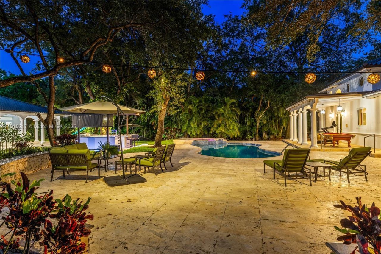 8941 SW 65th Ct, Unit 8941, Pinecrest, FL 33156 Photo