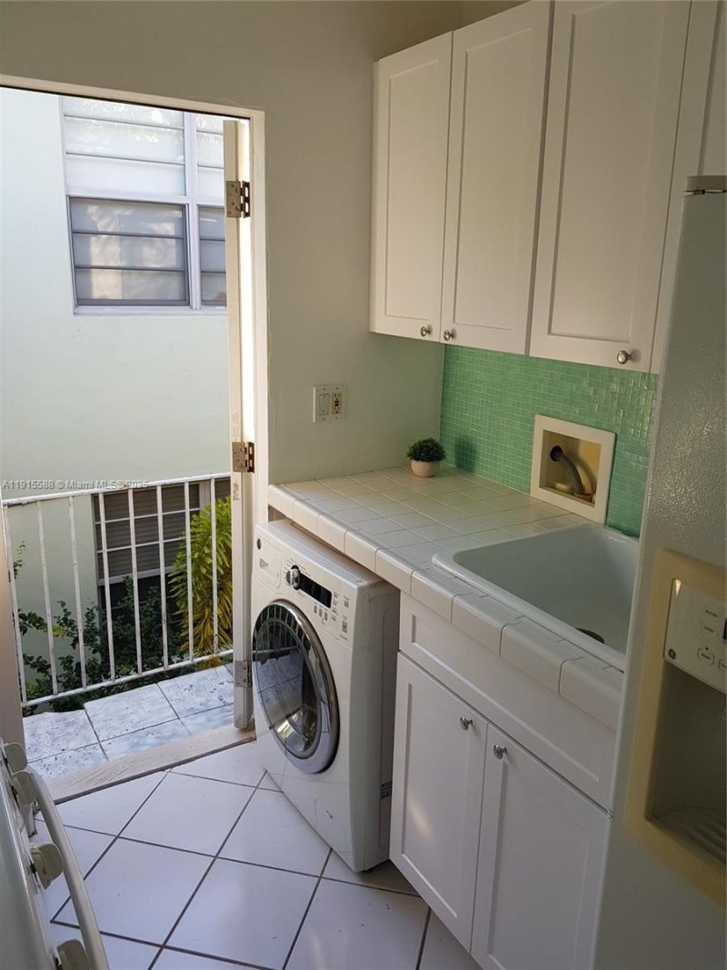 1021 Michigan Ave, Unit 10, Miami Beach, FL 33139 Photo