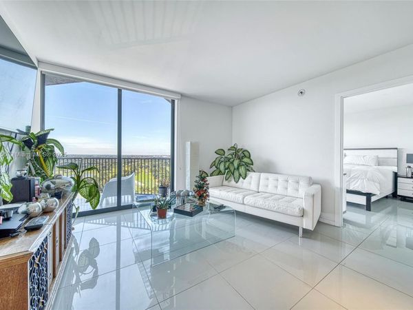 5252 NW 85th Ave, Unit 1910, Doral, FL 33166