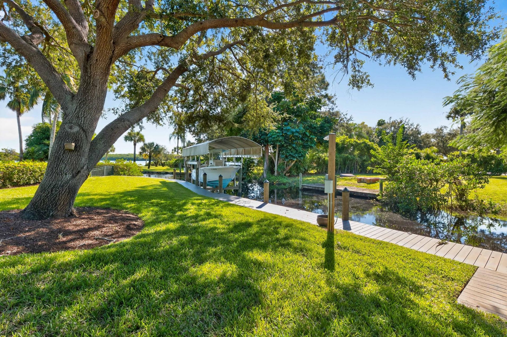 802 SE Portage Avenue, Port Saint Lucie, FL 34984 Photo