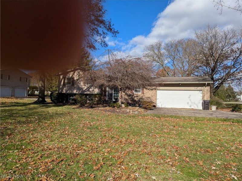 7160 Bretz Street NW, Massillon, OH 44646 Photo 3