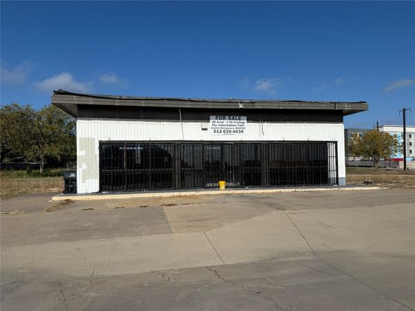 221 N Interstate 35, Georgetown, TX 78628