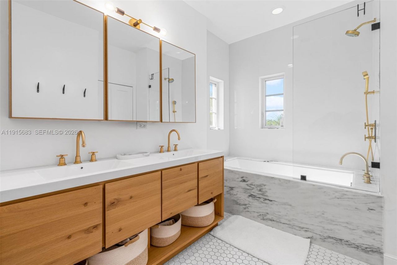 375 Plymouth Road, West Palm Beach, FL 33405 Photo