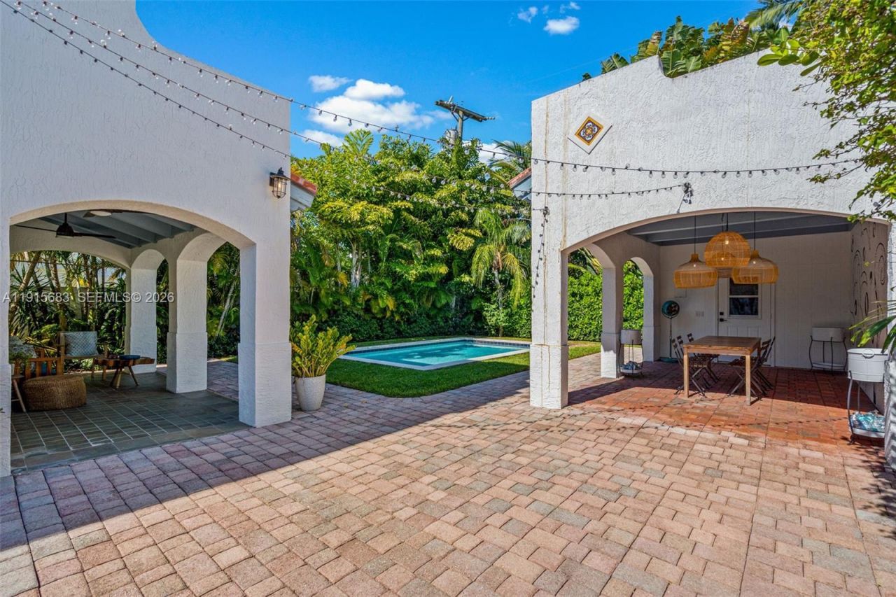 375 Plymouth Road, West Palm Beach, FL 33405 Photo