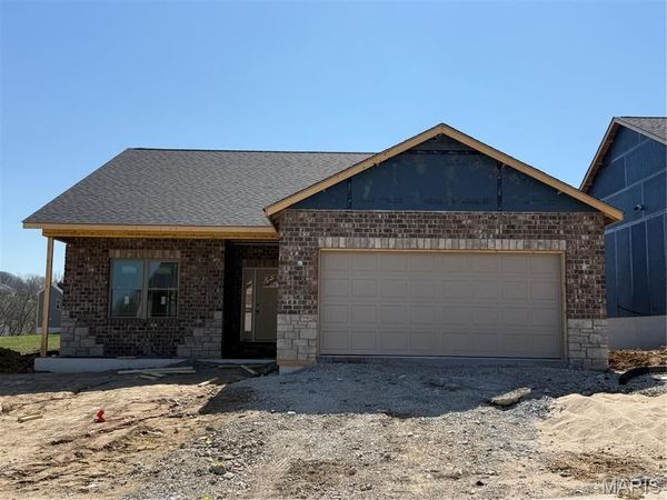 8086 Villa Valley, Caseyville, IL 62232