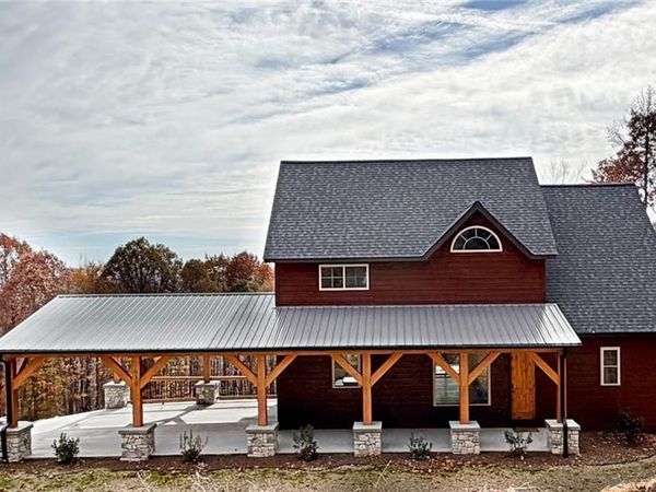 638 Falcon Ridge Drive, Moravian Falls, NC 28654