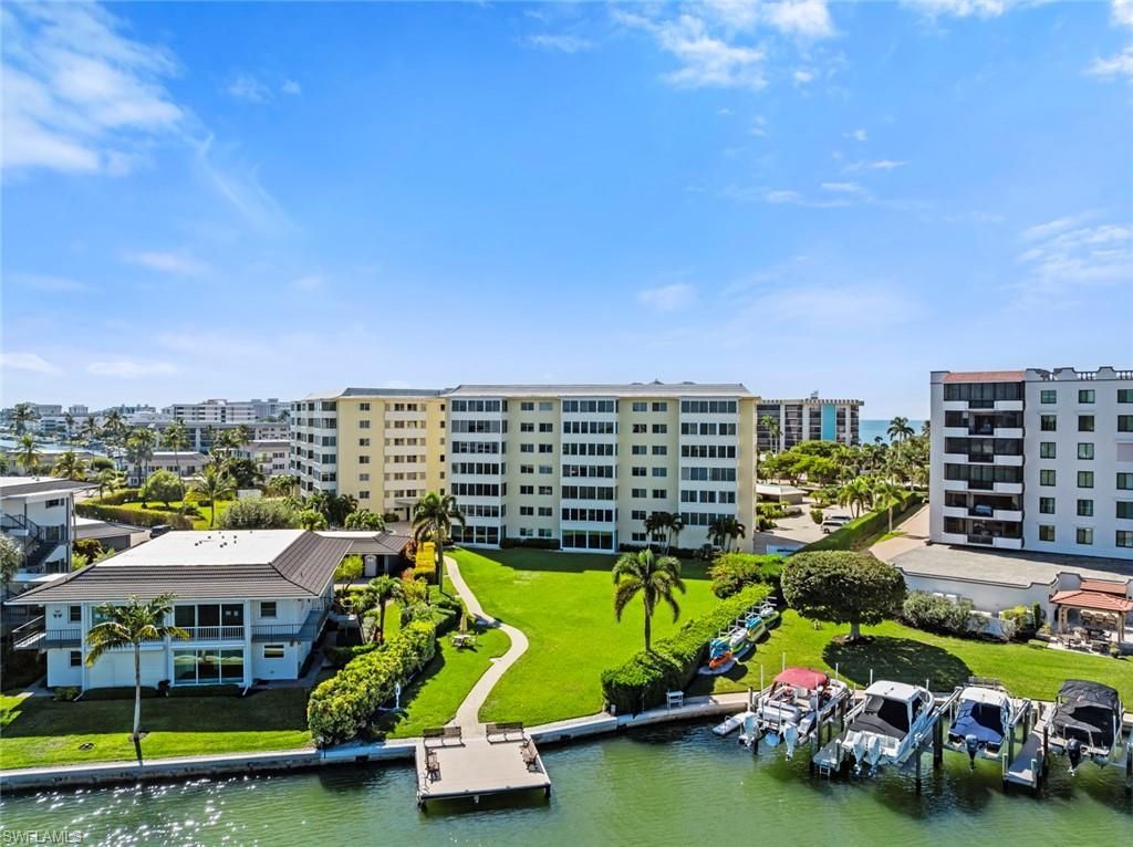 3420 Gulf Shore Blvd N, Unit 44, Naples, FL 34103 Photo