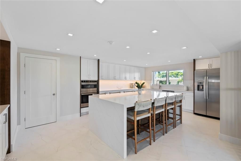 3420 Gulf Shore Blvd N, Unit 44, Naples, FL 34103 Photo