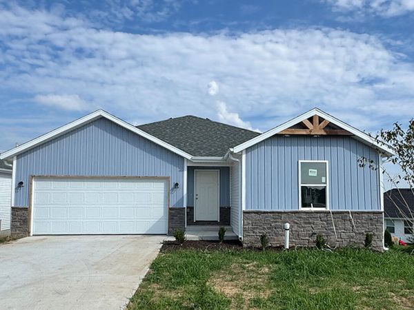 1133 E Habersham Street, Republic, MO 65738