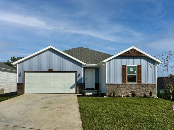 1133 E Habersham Street, Republic, MO 65738