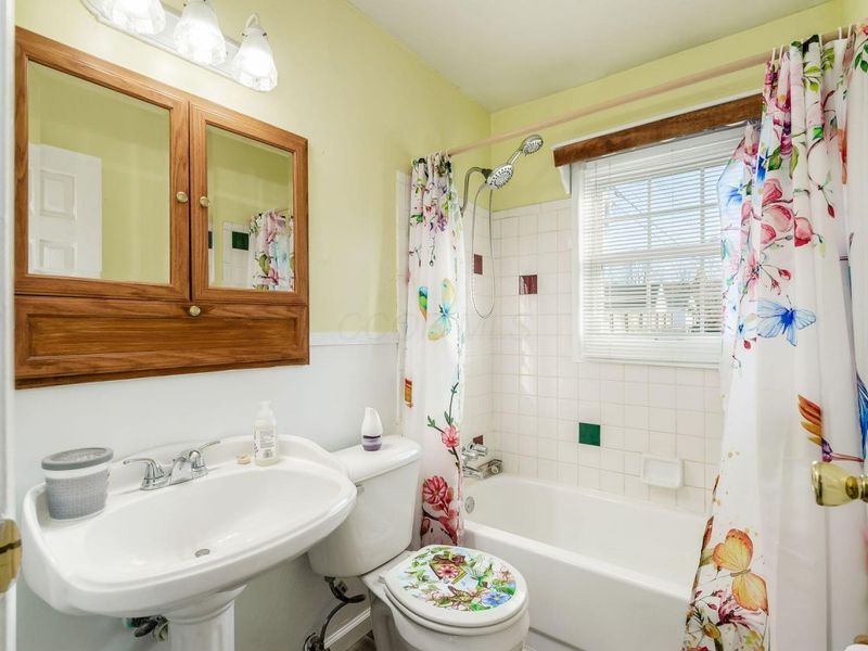 660 Gilmore Drive, Reynoldsburg, OH 43068 Photo 20