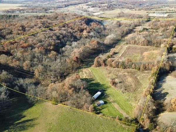 51500 River Road, Milan, MO 63556