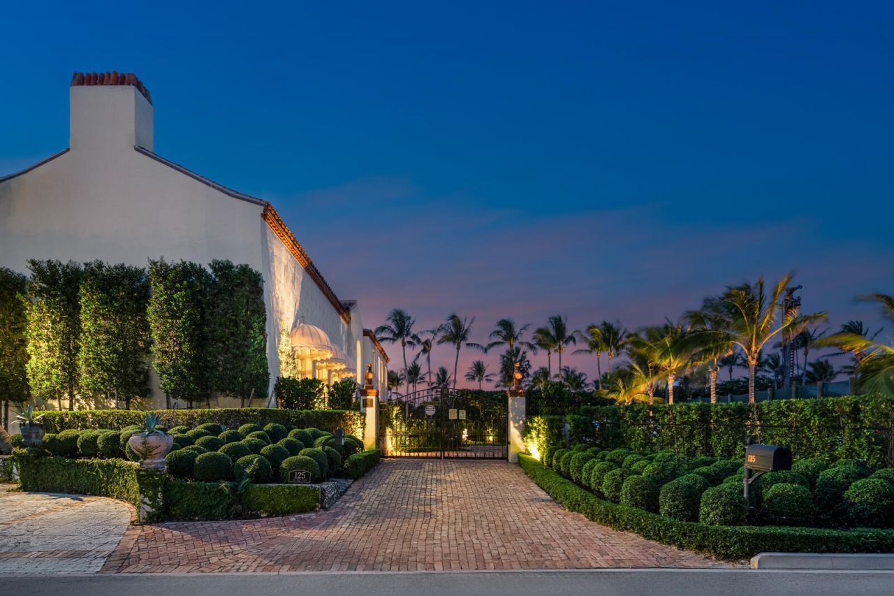 111 Via Del Lago, Palm Beach, FL 33480 Photo