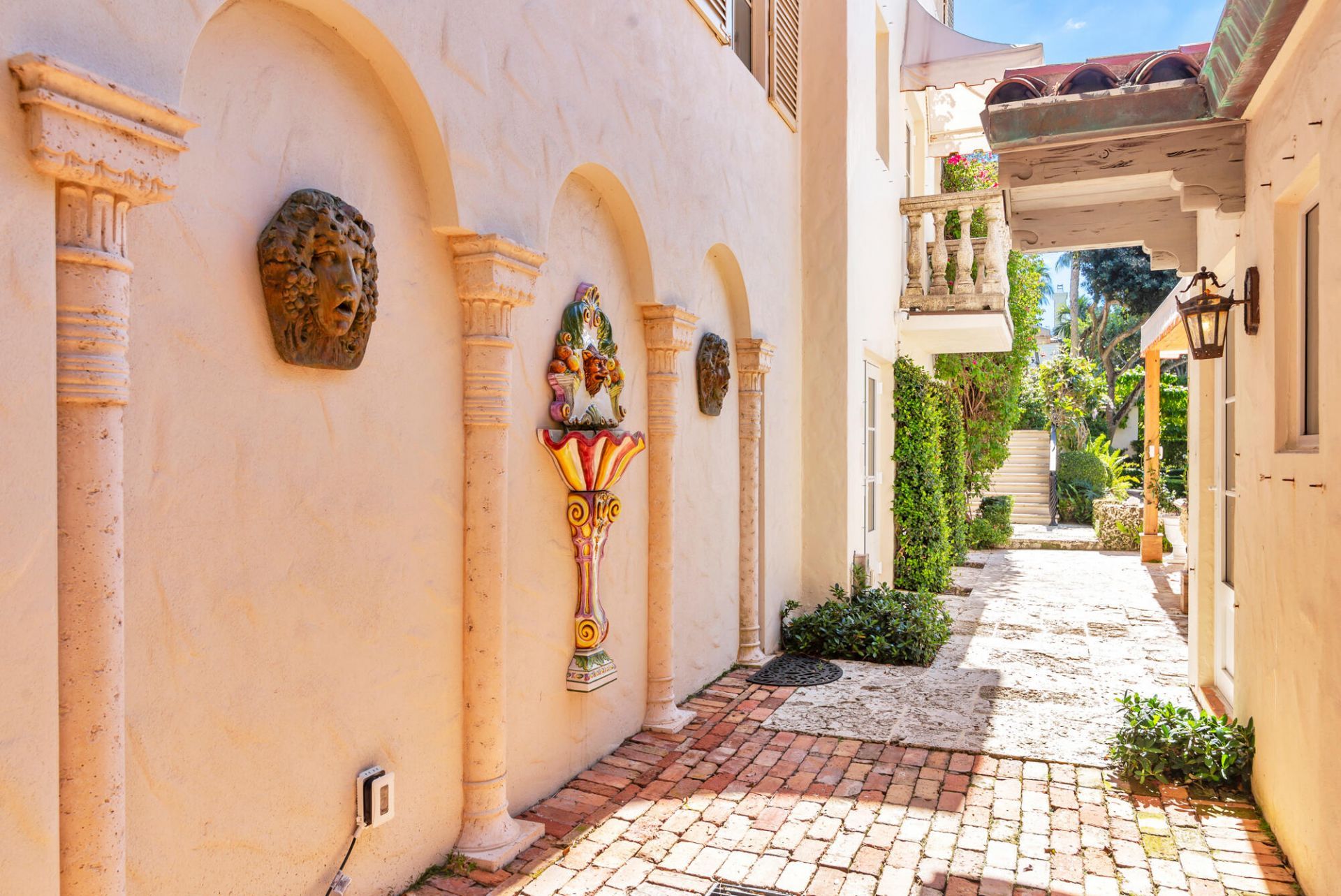 111 Via Del Lago, Palm Beach, FL 33480 Photo