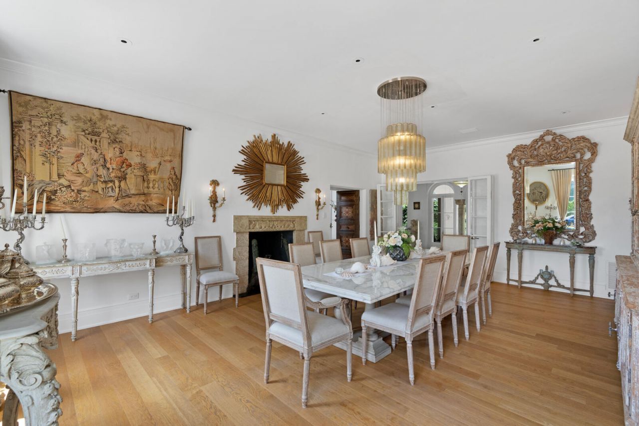 111 Via Del Lago, Palm Beach, FL 33480 Photo