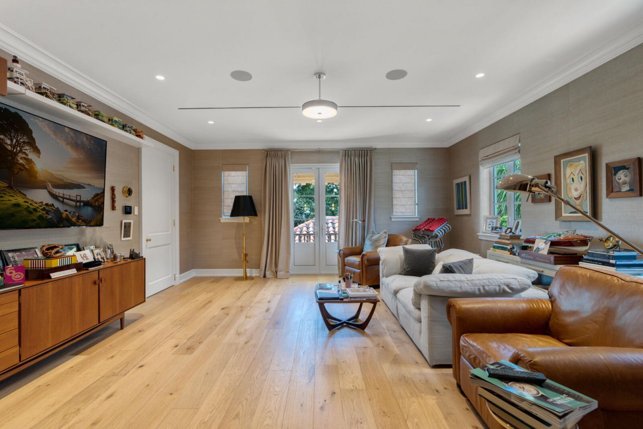 111 Via Del Lago, Palm Beach, FL 33480 Photo