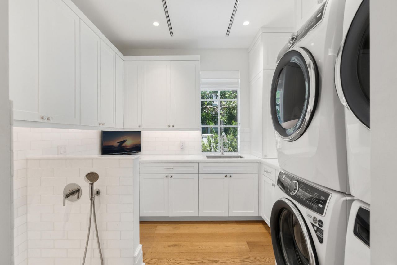 111 Via Del Lago, Palm Beach, FL 33480 Photo