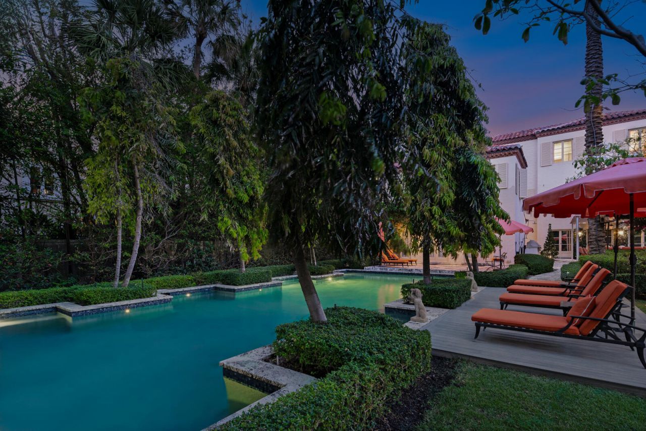 111 Via Del Lago, Palm Beach, FL 33480 Photo