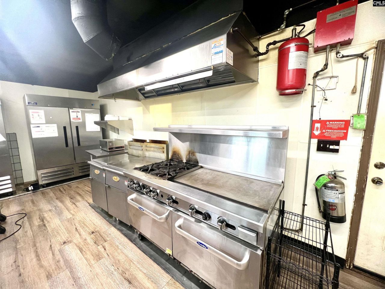 706 St. Matthews Road Photo 6