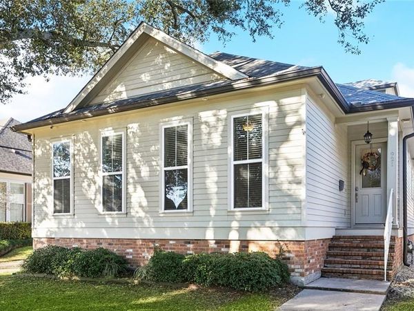 921 FRENCH Street, New Orleans, LA 70124