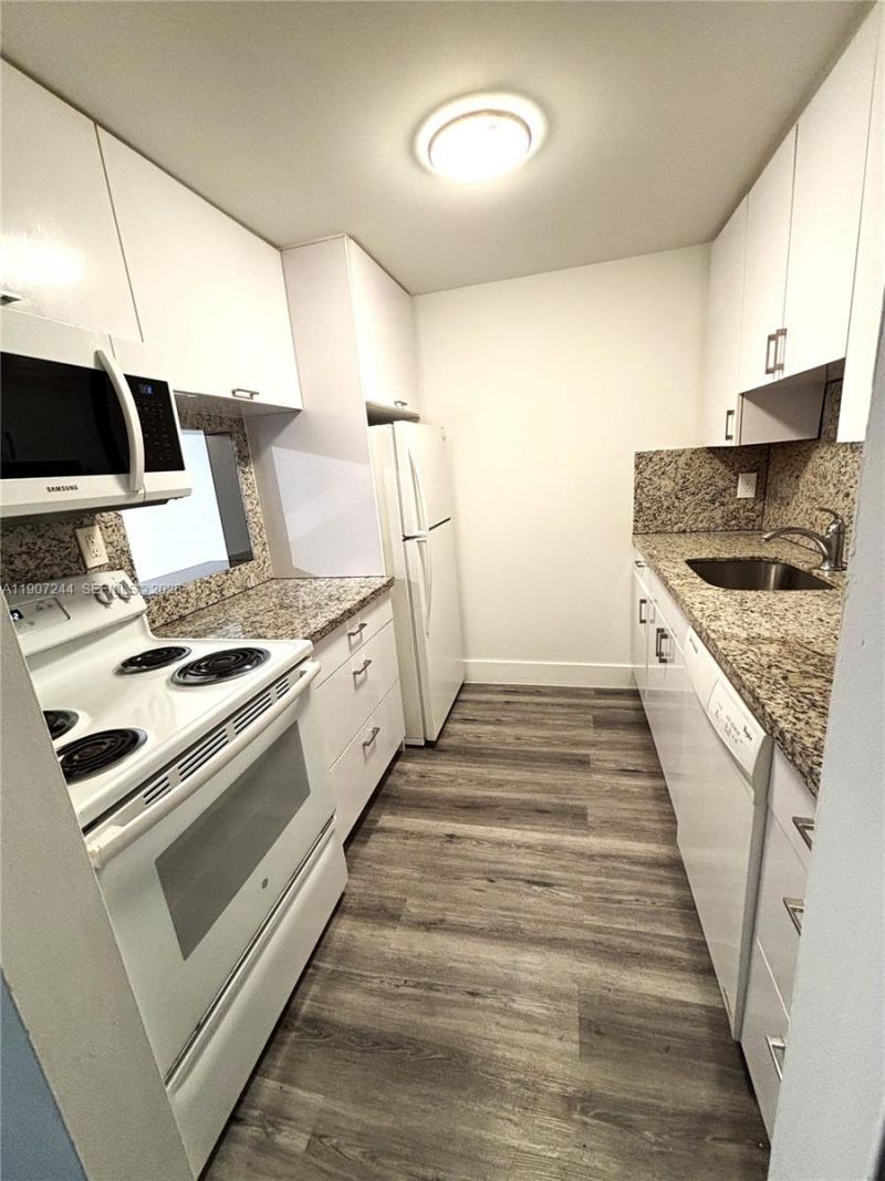 14321 N Kendall Dr, Unit 303F, Miami, FL 33186 Photo