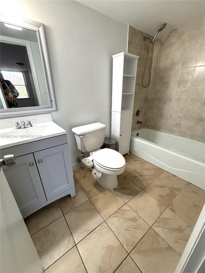 14321 N Kendall Dr, Unit 303F, Miami, FL 33186 Photo