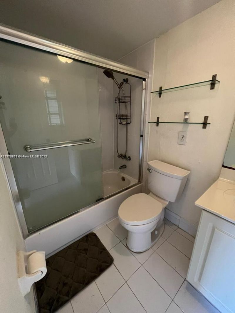 Please Call For Address, Unit 3-209, Miami, FL 33173 Photo