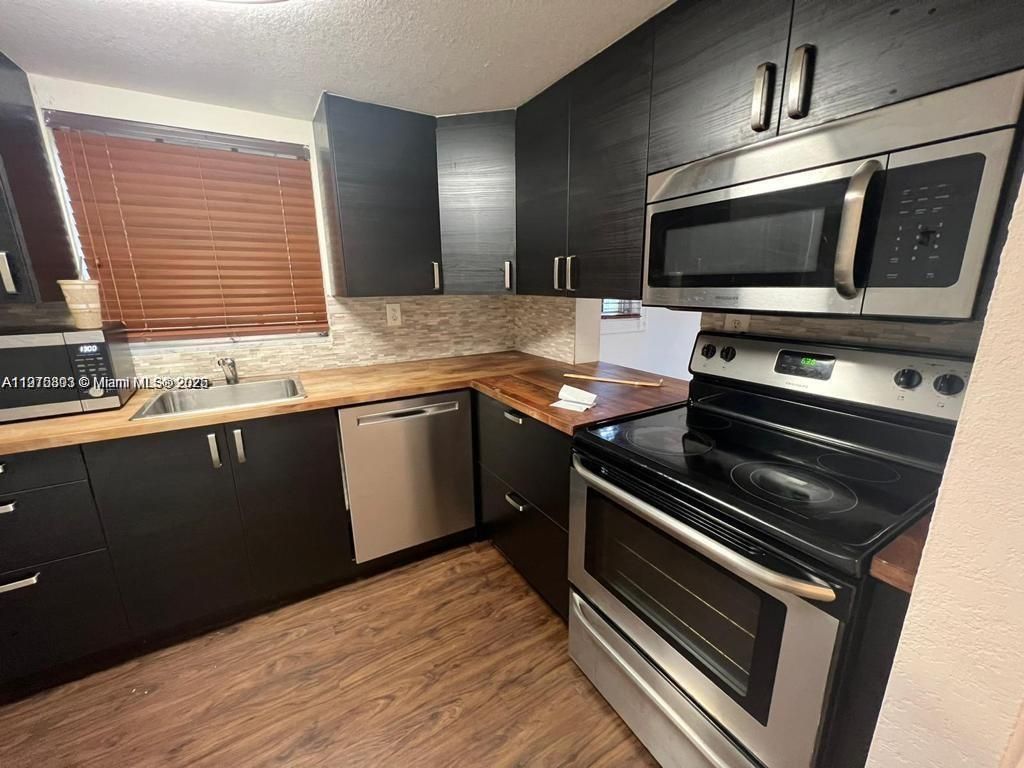 Please Call For Address, Unit 3-209, Miami, FL 33173 Photo