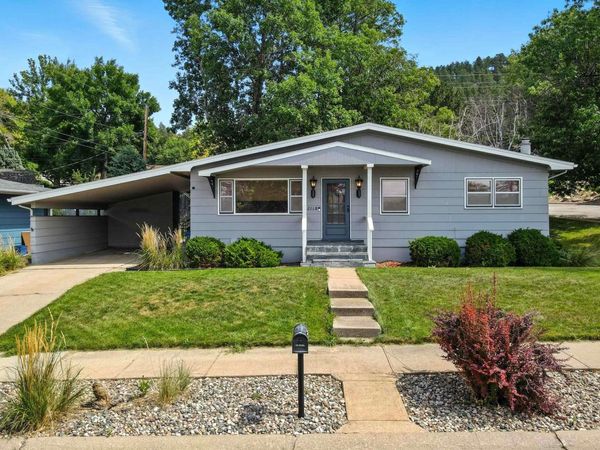 2118 BUENA VISTA DR, Rapid City, SD 57702