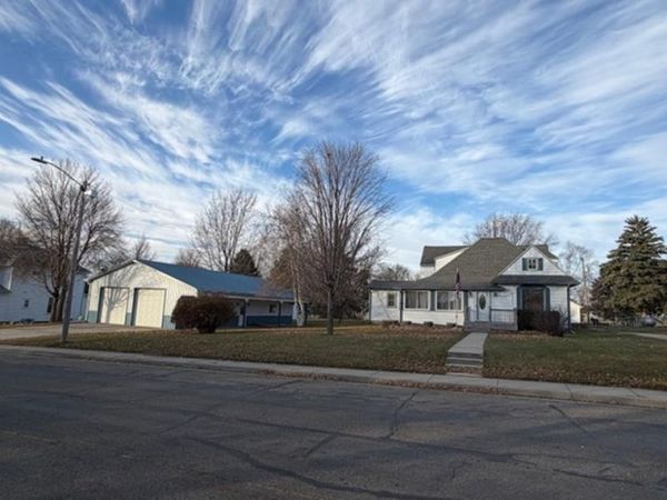 404 Melby Avenue, Ashby, MN 56309