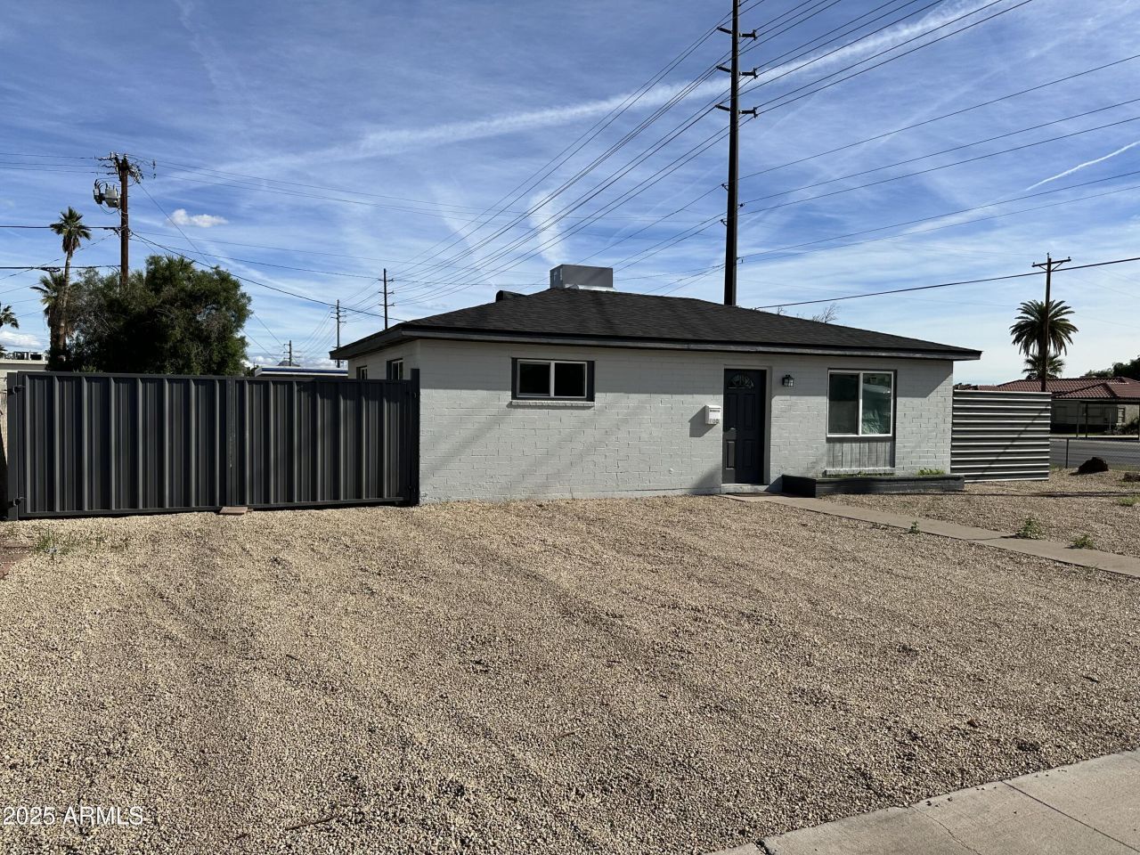 8001 N 28th Avenue, Phoenix, AZ 85051 Main Photo
