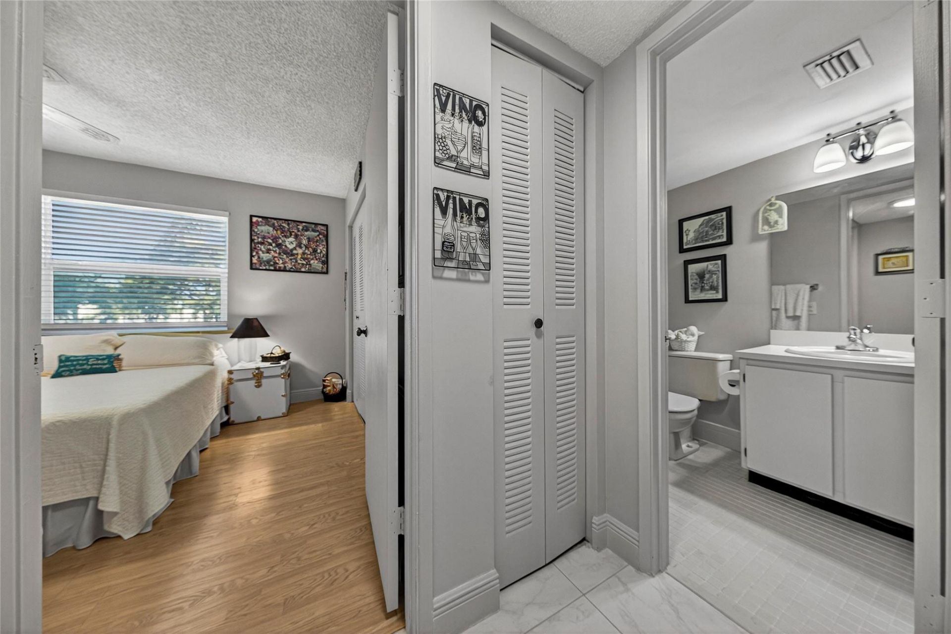 2222 N Cypress Bend Drive, Unit 201, Pompano Beach, FL 33069 Photo