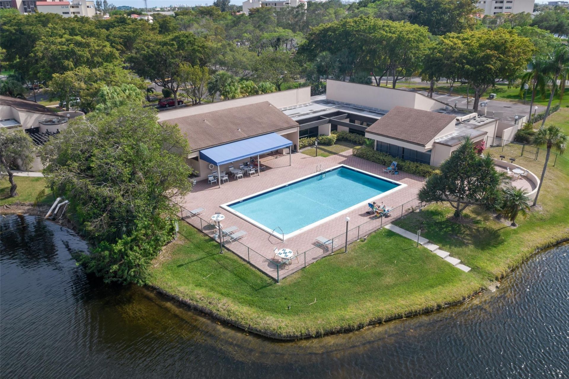 2222 N Cypress Bend Drive, Unit 201, Pompano Beach, FL 33069 Photo