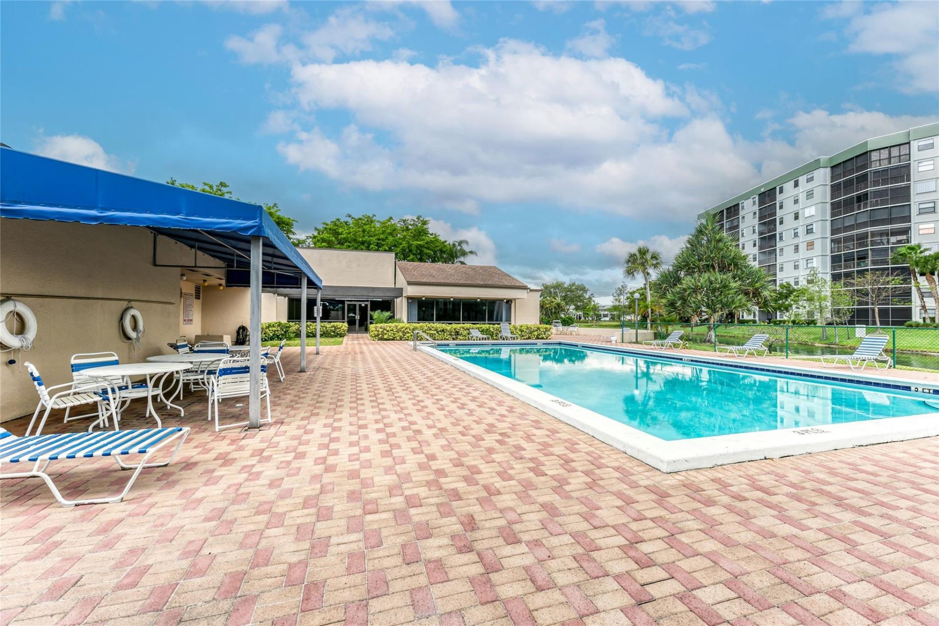 2222 N Cypress Bend Drive, Unit 201, Pompano Beach, FL 33069 Photo