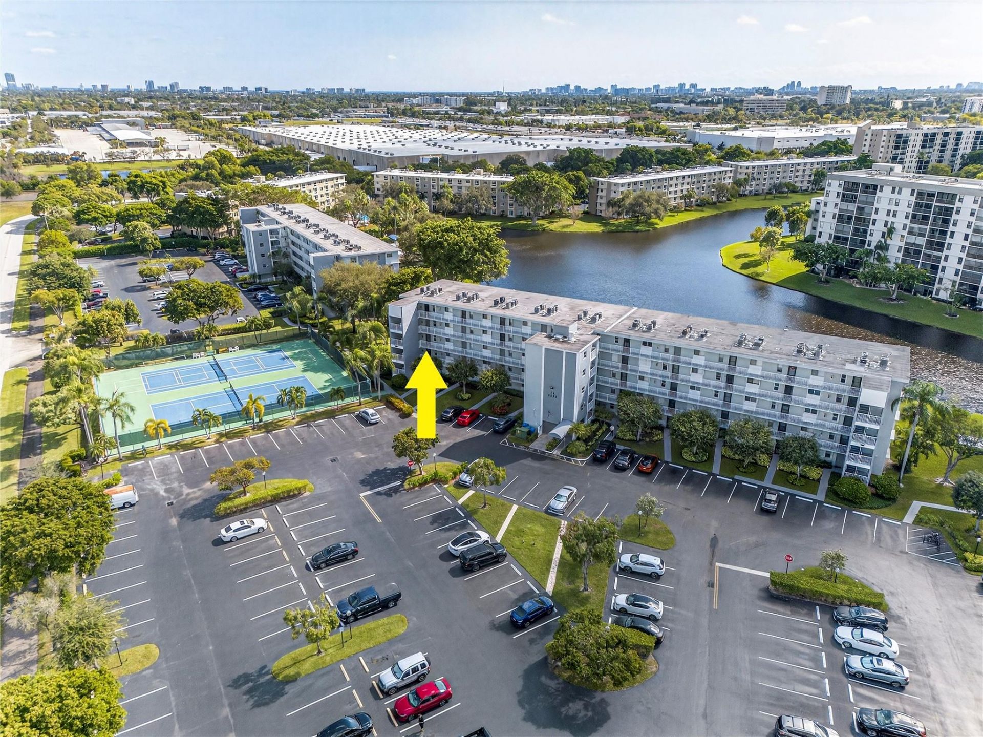 2222 N Cypress Bend Drive, Unit 201, Pompano Beach, FL 33069 Photo