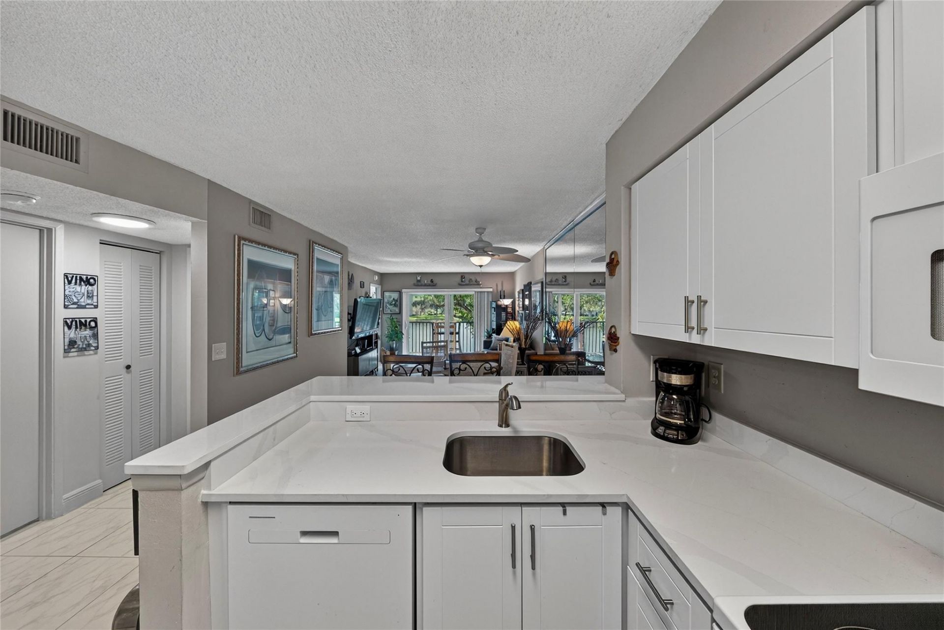 2222 N Cypress Bend Drive, Unit 201, Pompano Beach, FL 33069 Photo