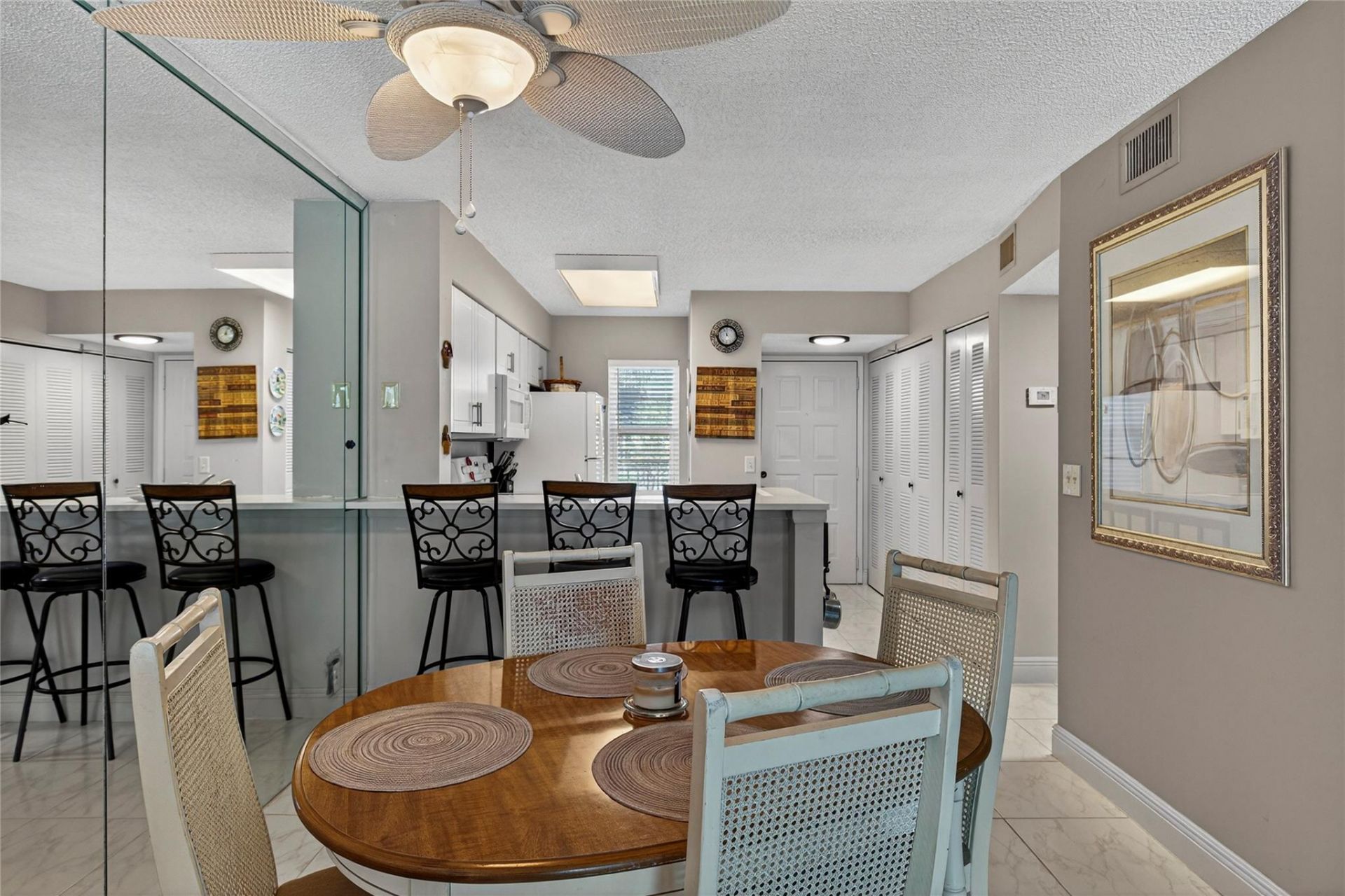 2222 N Cypress Bend Drive, Unit 201, Pompano Beach, FL 33069 Photo