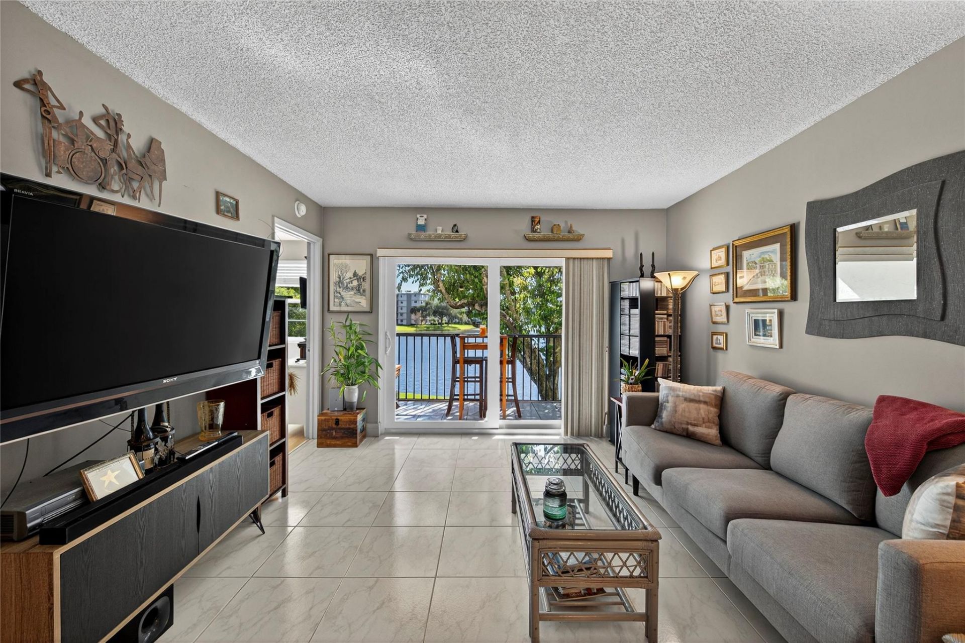 2222 N Cypress Bend Drive, Unit 201, Pompano Beach, FL 33069 Photo