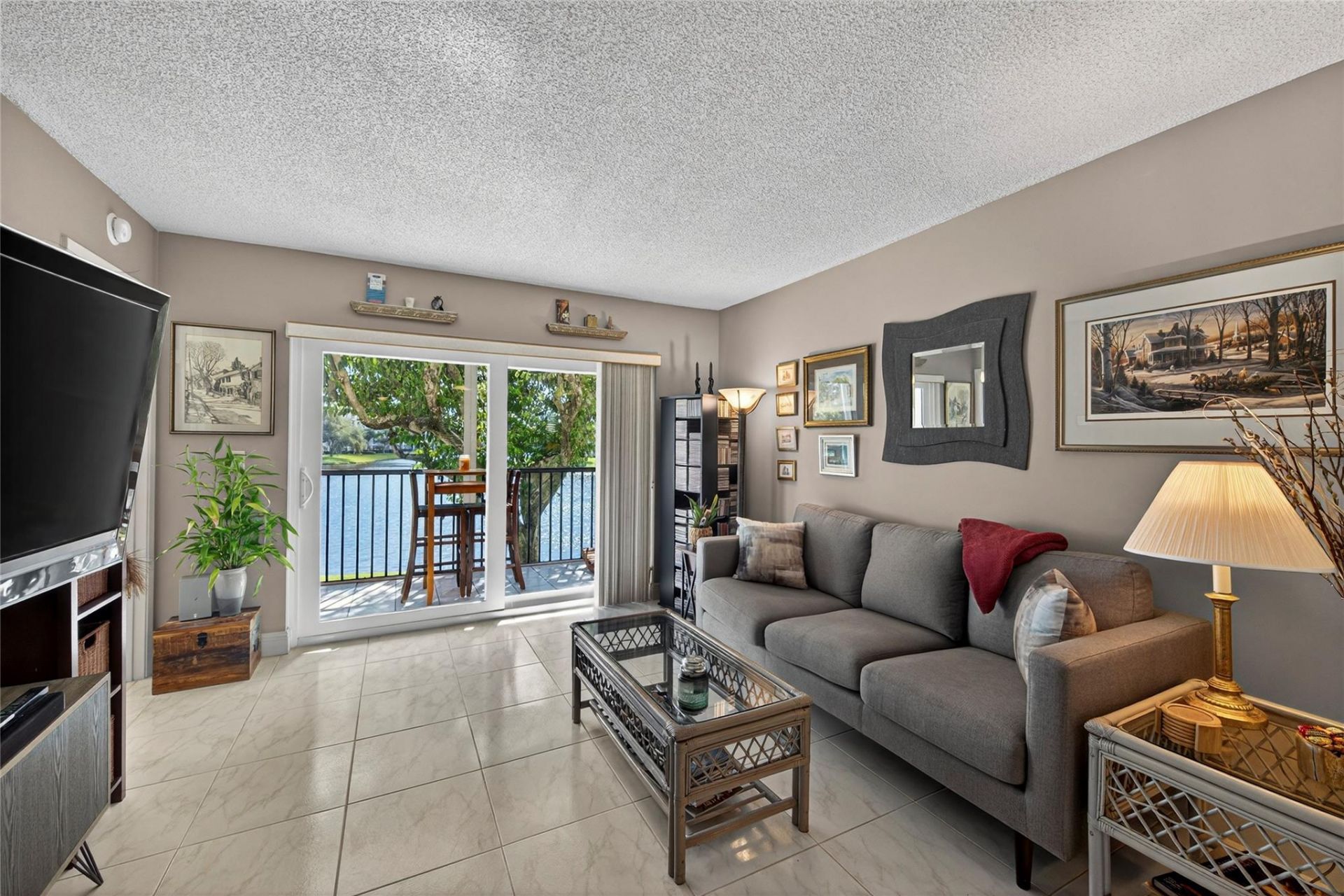 2222 N Cypress Bend Drive, Unit 201, Pompano Beach, FL 33069 Photo