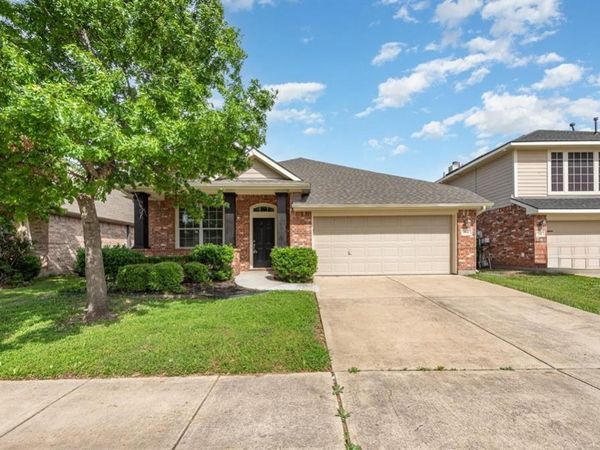 508 Maplewood Drive, Fate, TX 75087