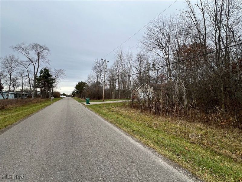 437 Marina Drive, Roaming Shores, OH 44084 Photo 5