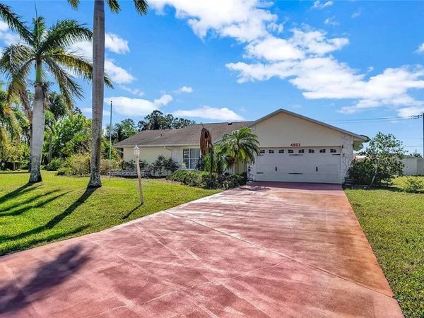 4503 Paleo Pines Circle, Fort Pierce, FL 34951