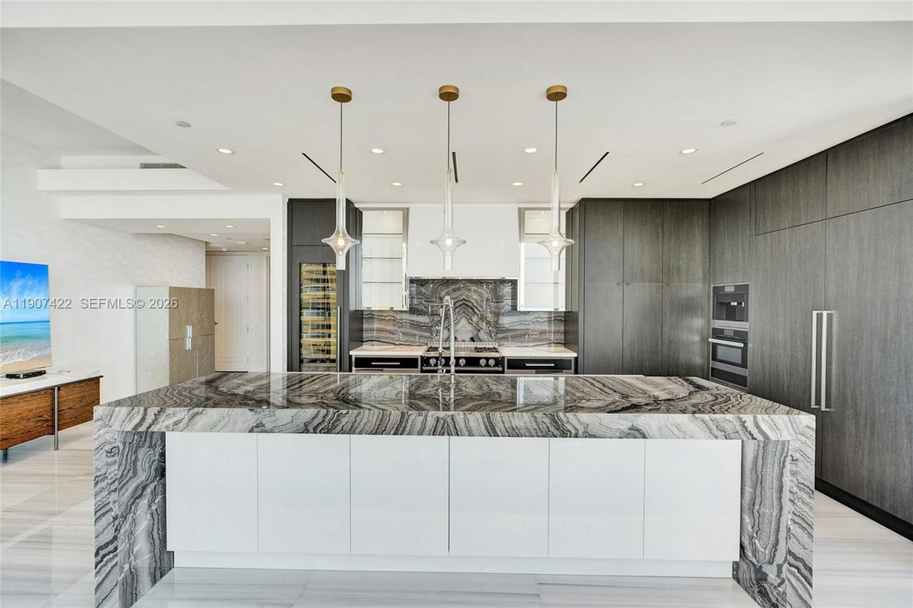 17901 Collins Ave, Unit 2604, Sunny Isles Beach, FL 33160 Photo